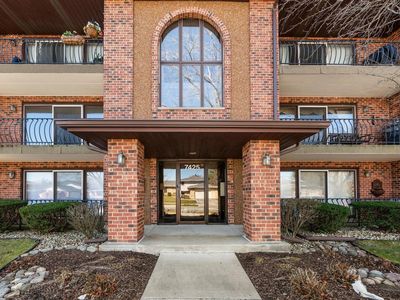 7425 Tiffany Dr APT 2D, Orland Park, IL, 60462