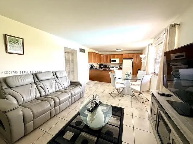 465 S Royal Poinciana Blvd #9B — Photo 9