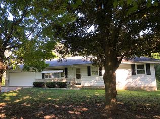 W309S680 Maple Ave, Town Of Delafield, WI 53188