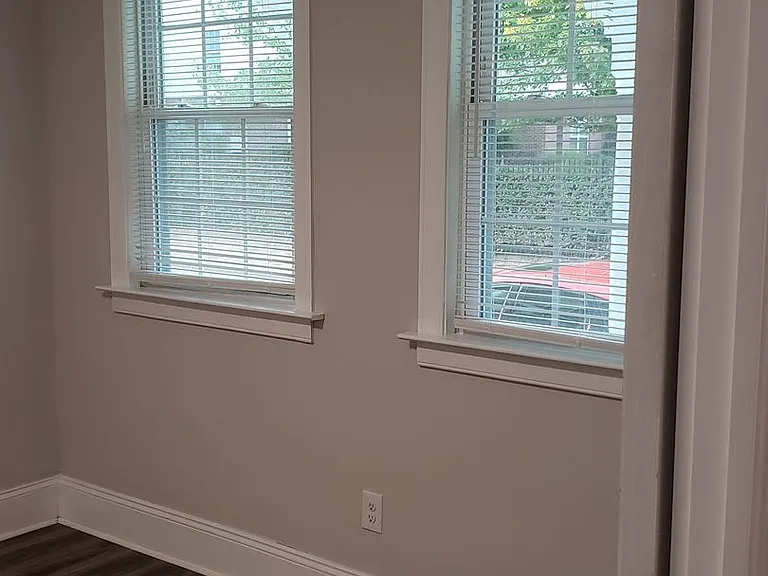 319 E Ladies Mile Rd — Photo 5