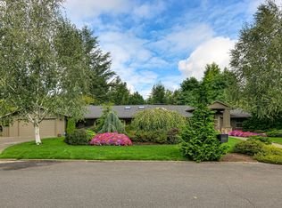 9737 SW Lynwood Ter, Portland, OR 97225