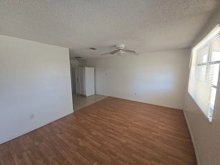 4335 Pallas Ave — Photo 15
