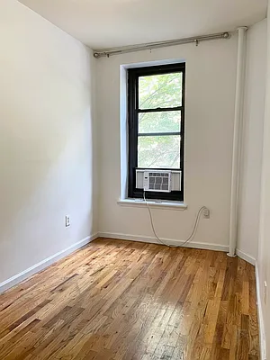 Rented by Jonis Realty | media 12