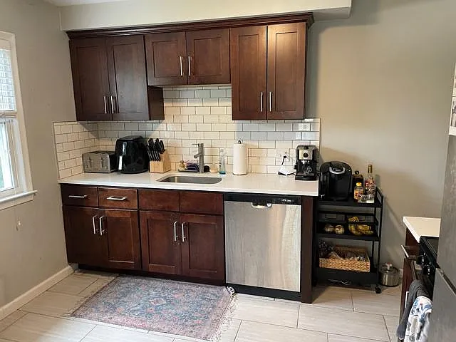 720 Louis Ave — Photo 3