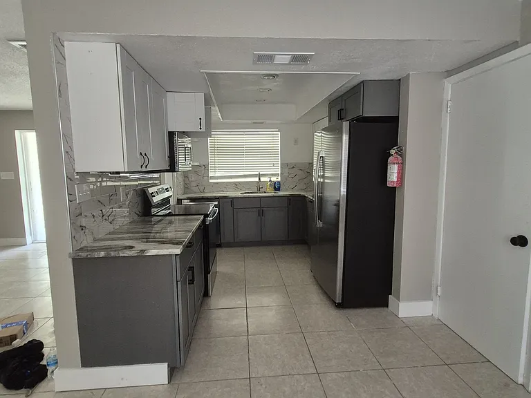 5311 Luna Vista Dr — Photo 3