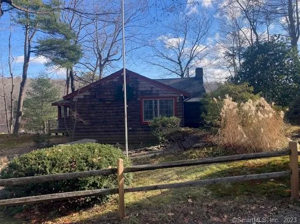 160 Lake Drive, Bethlehem, CT 06751