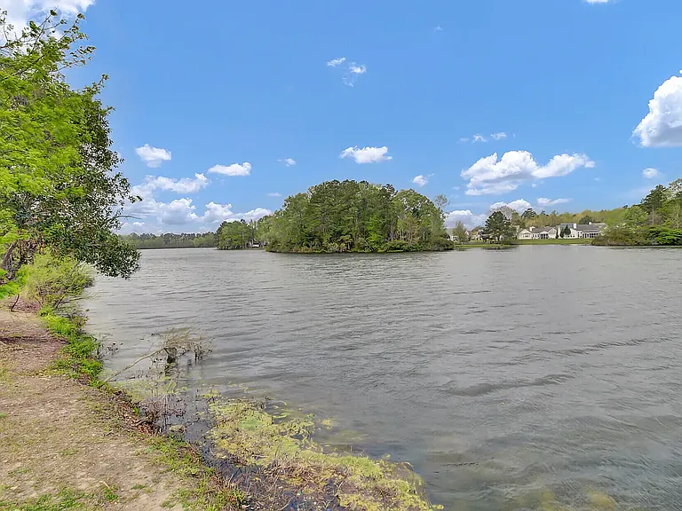 236 Emerald Isle Dr — Photo 40