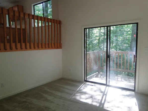 1515 Partridgeberry Rd #B, Chapel Hill, NC 27516