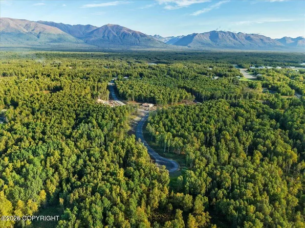 L9 B2 E Barry Cir, Wasilla, AK 99645