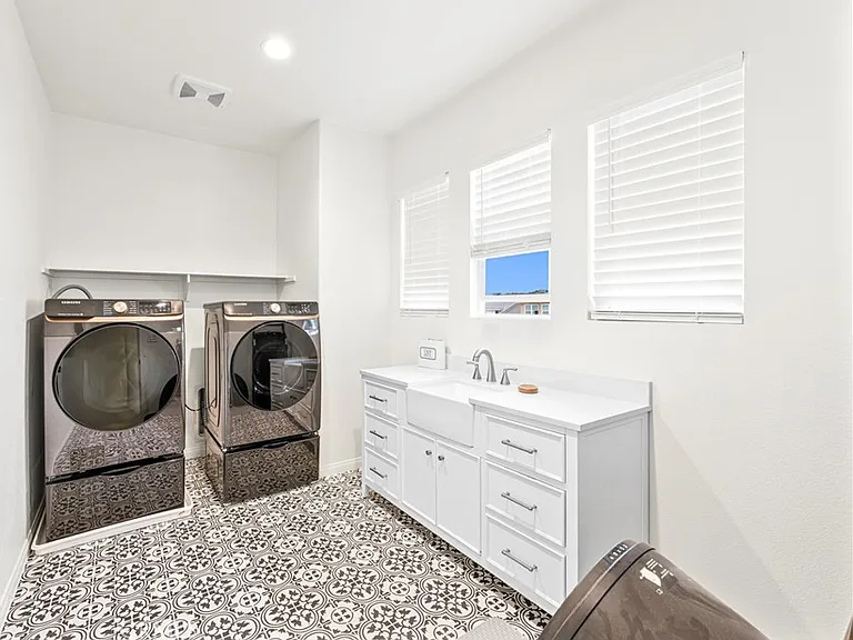 39490 Verbena Way — Photo 27