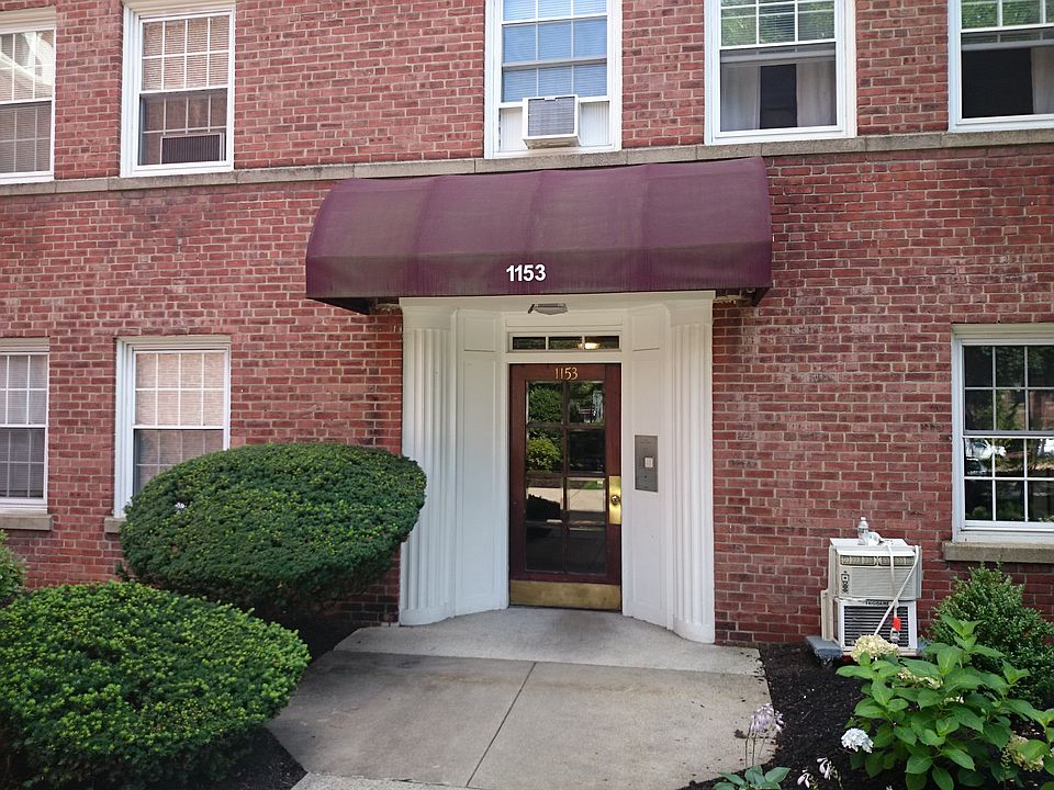 1st image of 1153 Beacon St Ste 1