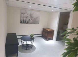 9-21 128th St, College Pt, NY 11356