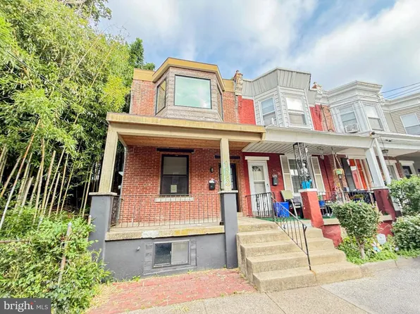 133 W Duval St, Philadelphia, PA 19144