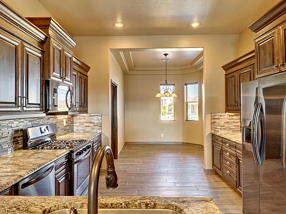 2nd image of 4483 Maricopa Cir