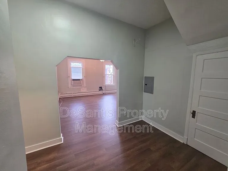 425 Walnut St #2 — Photo 20