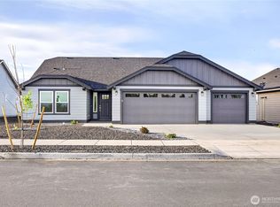 4306 W Redhead Ave, Moses Lake, WA 98837