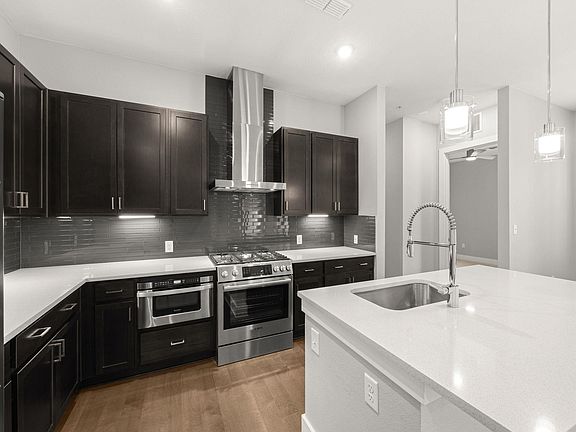 5th image of 4325 Jackson Ave #2202