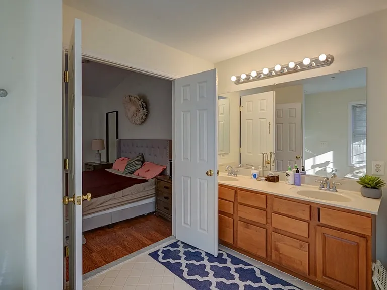 8827 Montjoy Pl — Photo 14