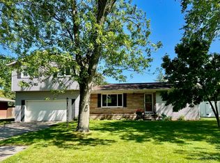 1730 Seminole Ln, Saginaw, MI