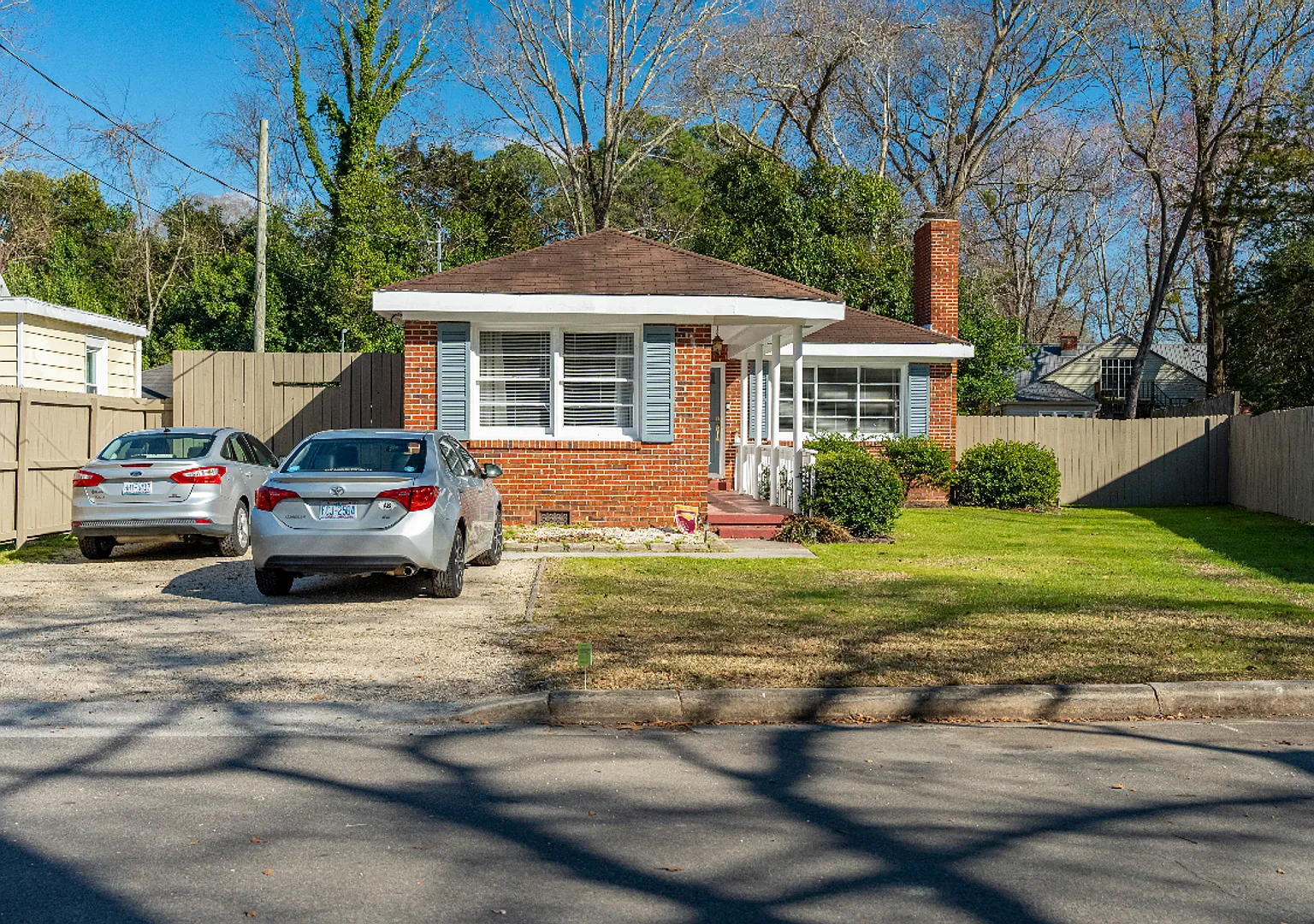 Grid House for rent! — Photo 1