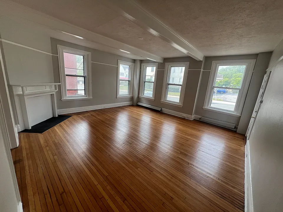1307 Pennsylvania Ave #2