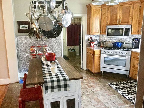 Stainless appliances