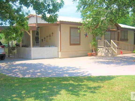 3rd image of 14537 Spruce Dr