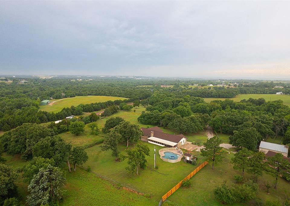1st image of 3500 Sunny Acres Ln