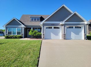 4205 Meadow View Dr, Columbia, MO 65201