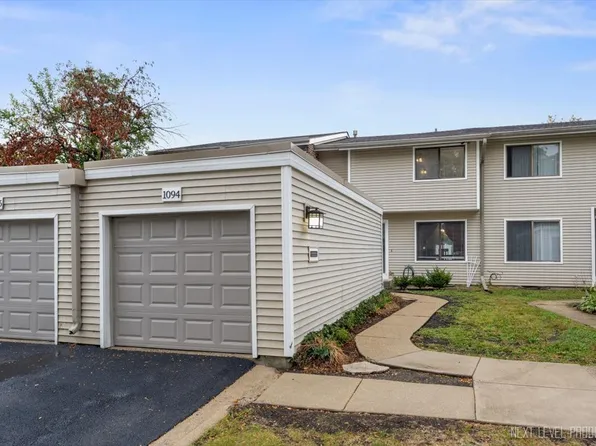 1094 Cascade Dr, Aurora, IL 60506