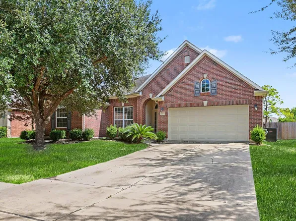 2713 Autumn Falls Dr, Pearland, TX 77584
