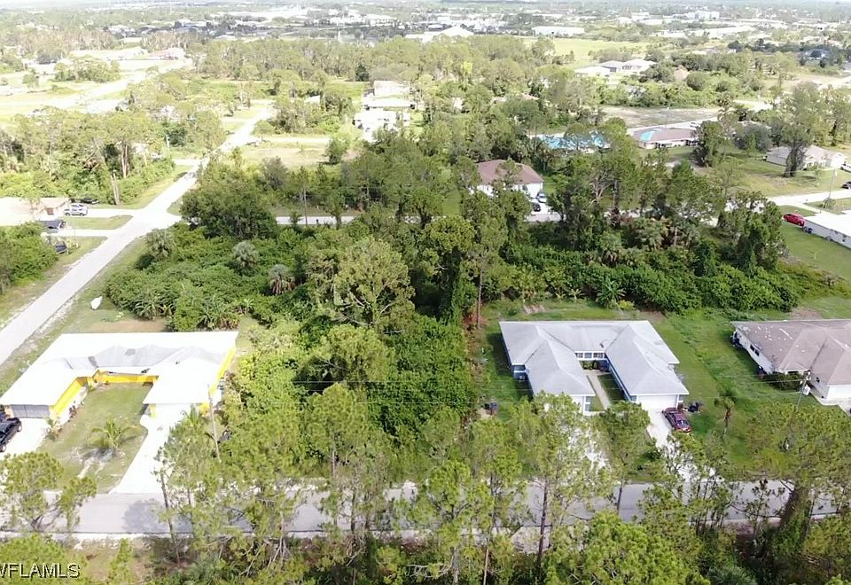 1st image of 2246-2248 Fairway Dr