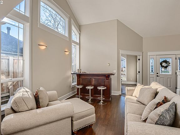 5th image of 2315 NE 181st Ave