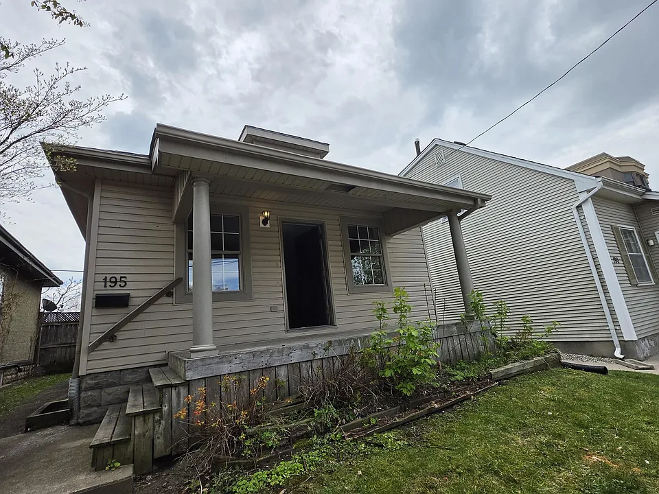 195 Hyman St