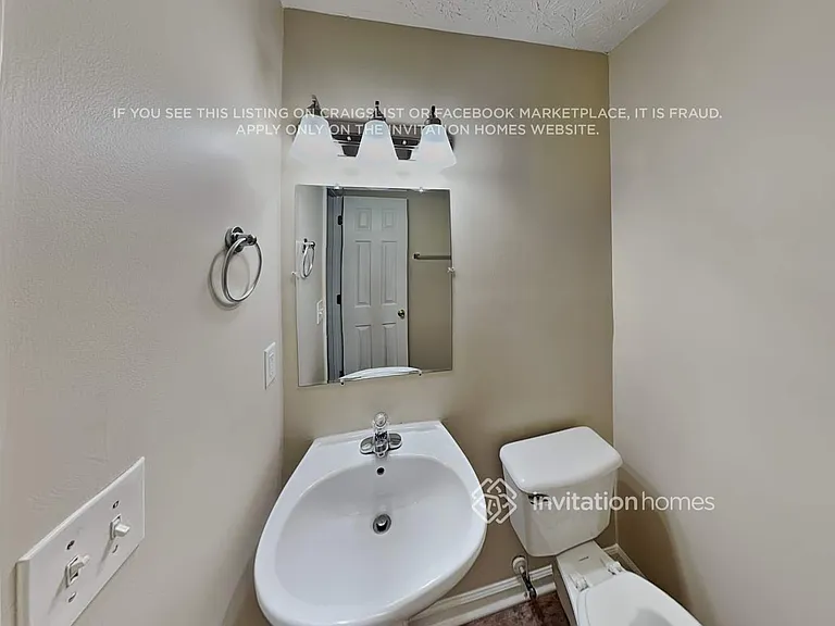 324 Springbottom Ct — Photo 15