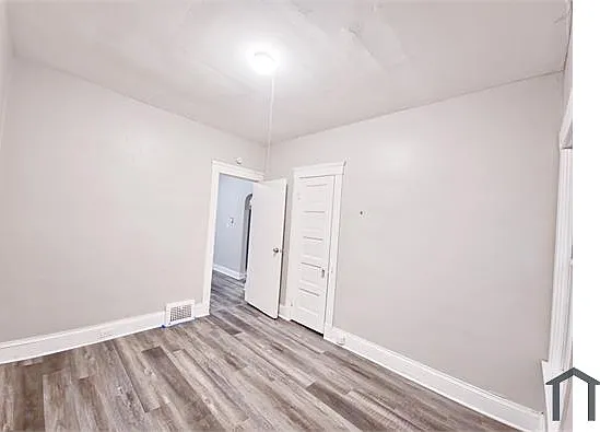 4321 Storer Ave — Photo 8
