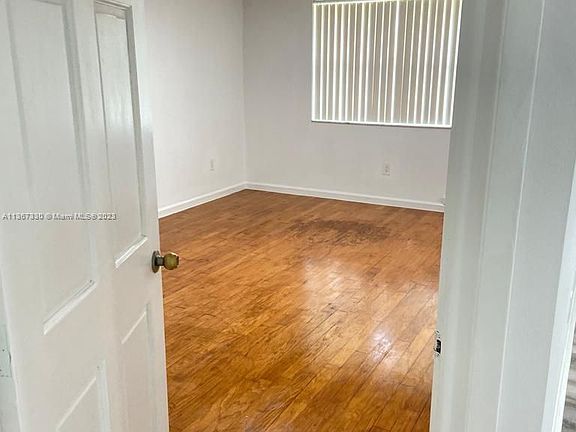 4th image of 2658 SE 19th Ct #203