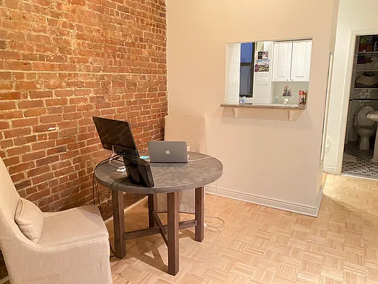 Rented by Corcoran | media 27