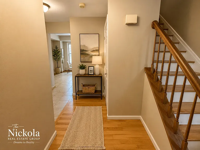 414 Whitney Dr — Photo 7
