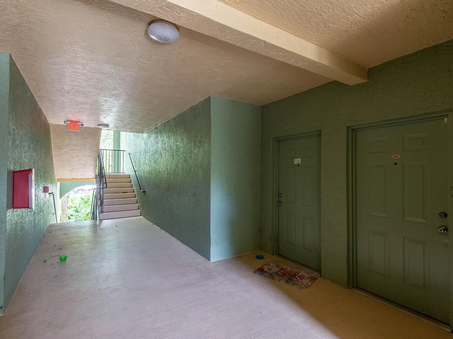 2 bed, 2.0 bath, 1215 sqft, $2,200 — Photo 4