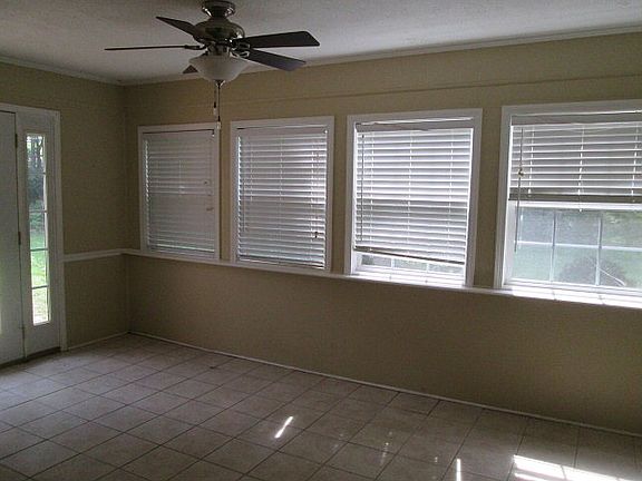 5th image of 513 Oxford Pl
