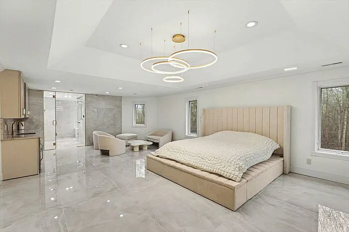 6986 Montgomery Dr — Photo 15