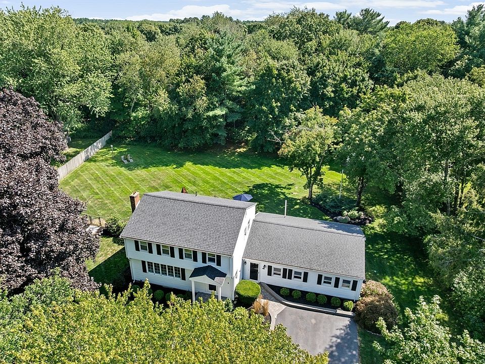 1st image of 46 Brookwood Rd