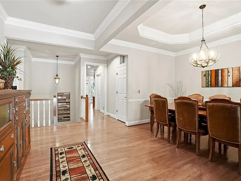 1279 Quail Cove Dr — Photo 3