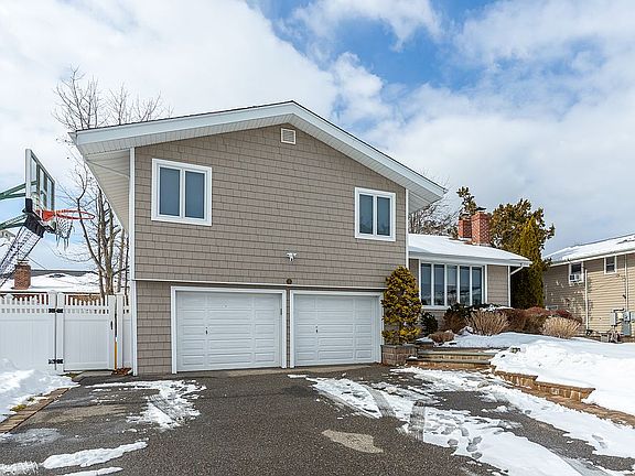 2nd image of 3 Forsythia Ln