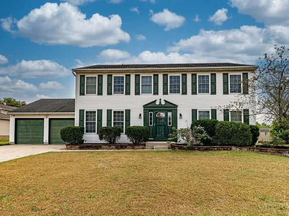 213 Heathrow Ct, Hamilton, OH 45013