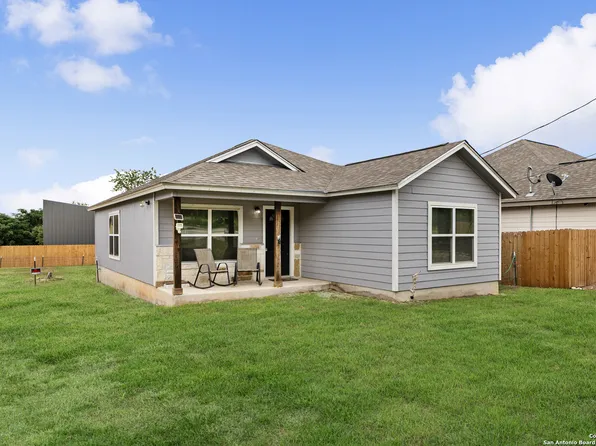 248 Indian Colt Dr, Spring Branch, TX 78070