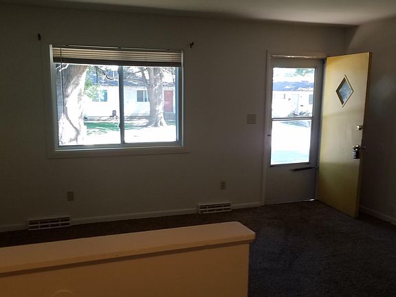 4th image of 8501 W 53rd St