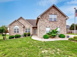 3212 Monmouth Dr, La Vergne, TN 37086