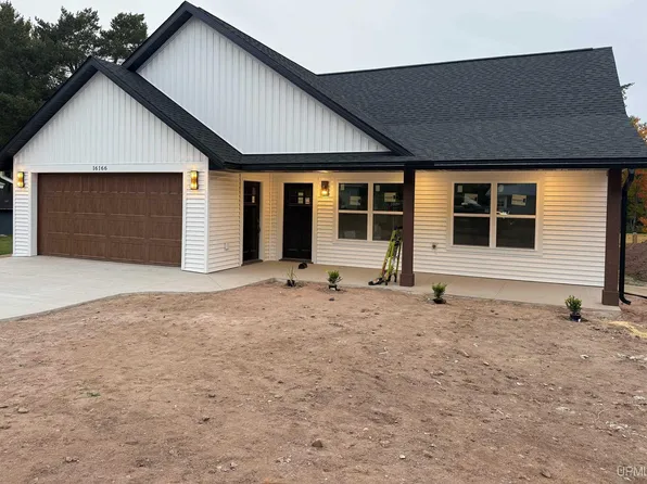 16166 6th St, Atlantic Mine, MI 49905